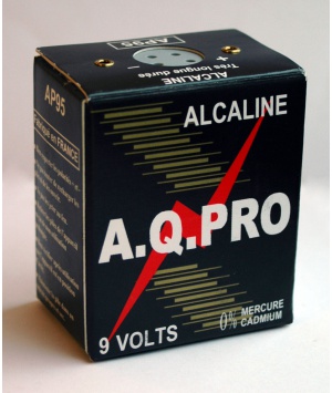 Batterie 9V alkaline (55 x 35 x 63) 4 Löcher